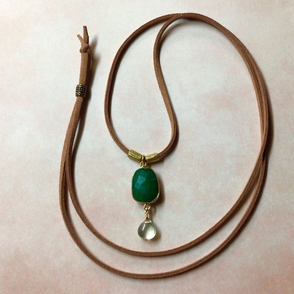 Suede Cord sundance charm artisan Necklace - Picture 11 of 11